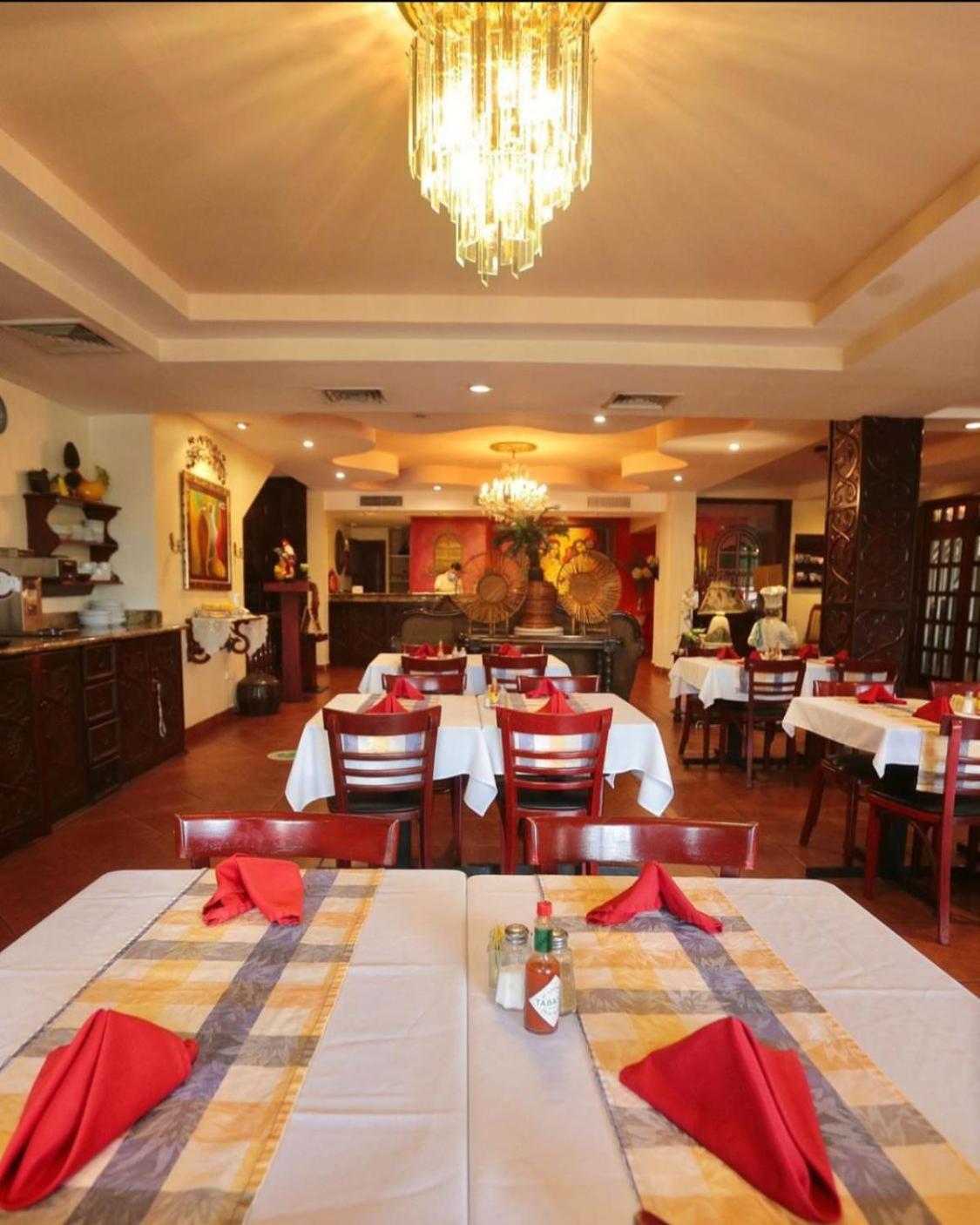 Boutique Hotel La Cordillera ซานเปโดร ซูลา ภายนอก รูปภาพ
