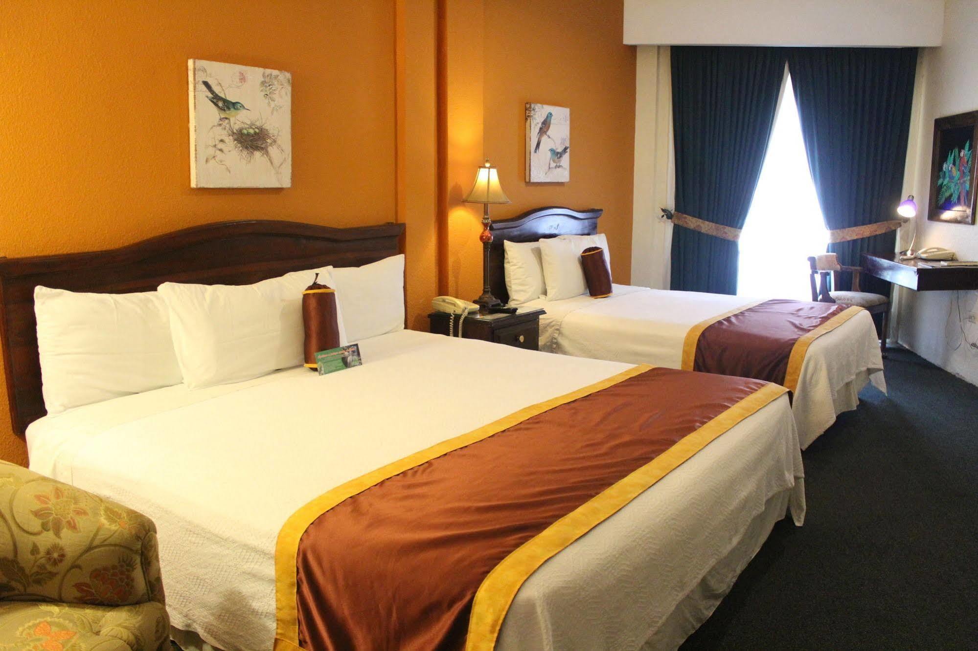 Boutique Hotel La Cordillera ซานเปโดร ซูลา ภายนอก รูปภาพ
